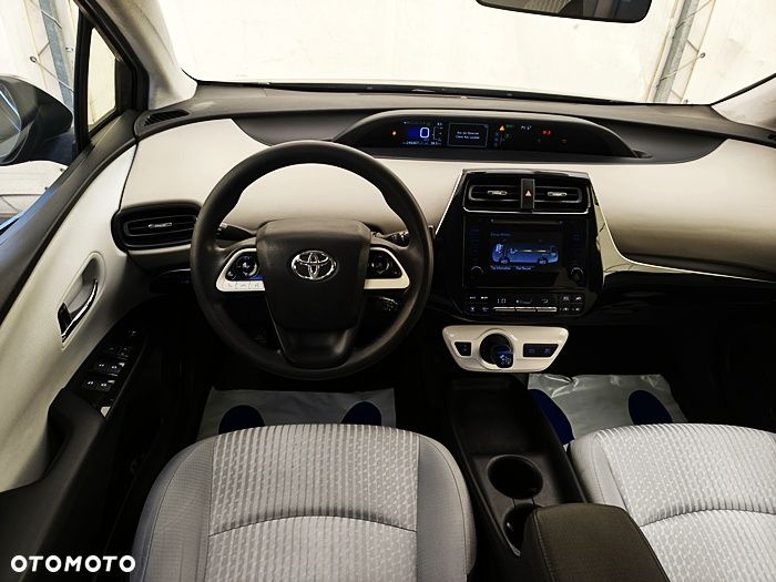 Toyota Prius - 24