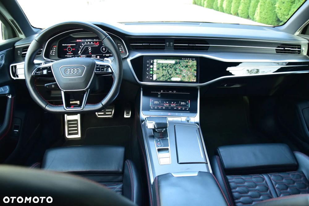Audi RS6 Avant - 25