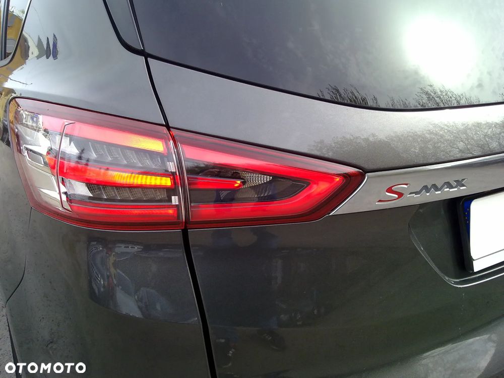 Ford S-Max 2.0 EcoBlue Titanium - 10