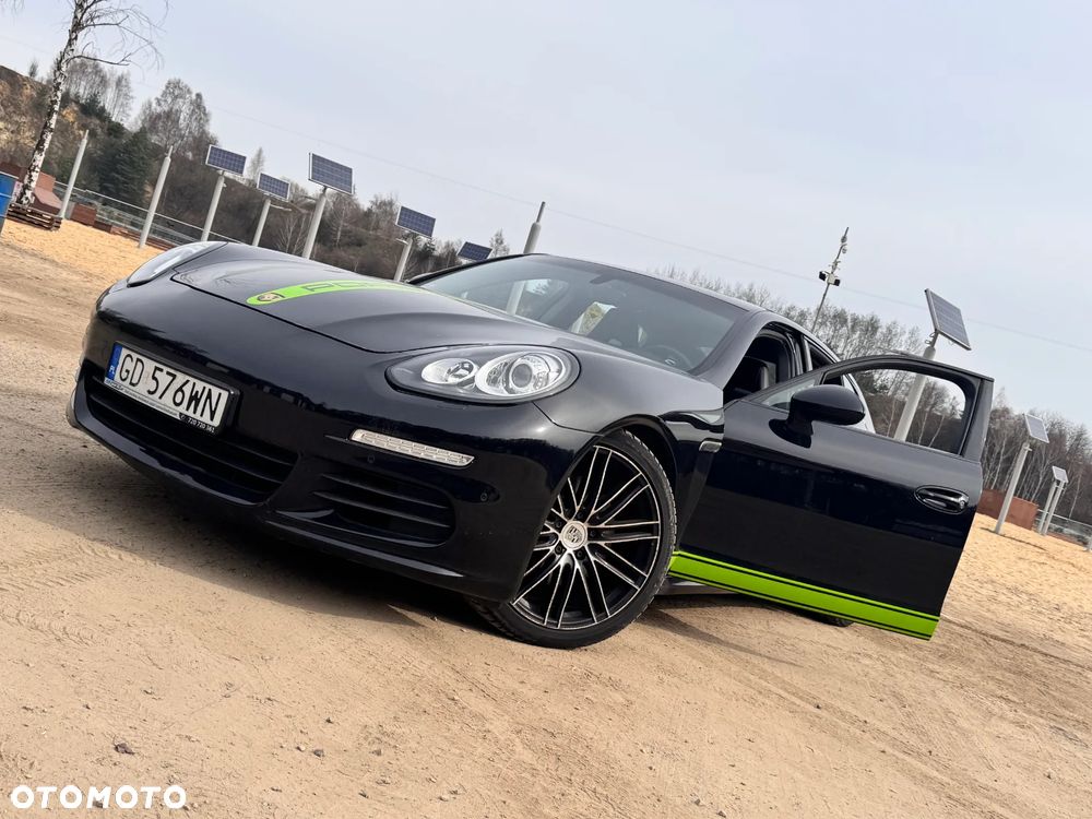 Porsche Panamera - 2