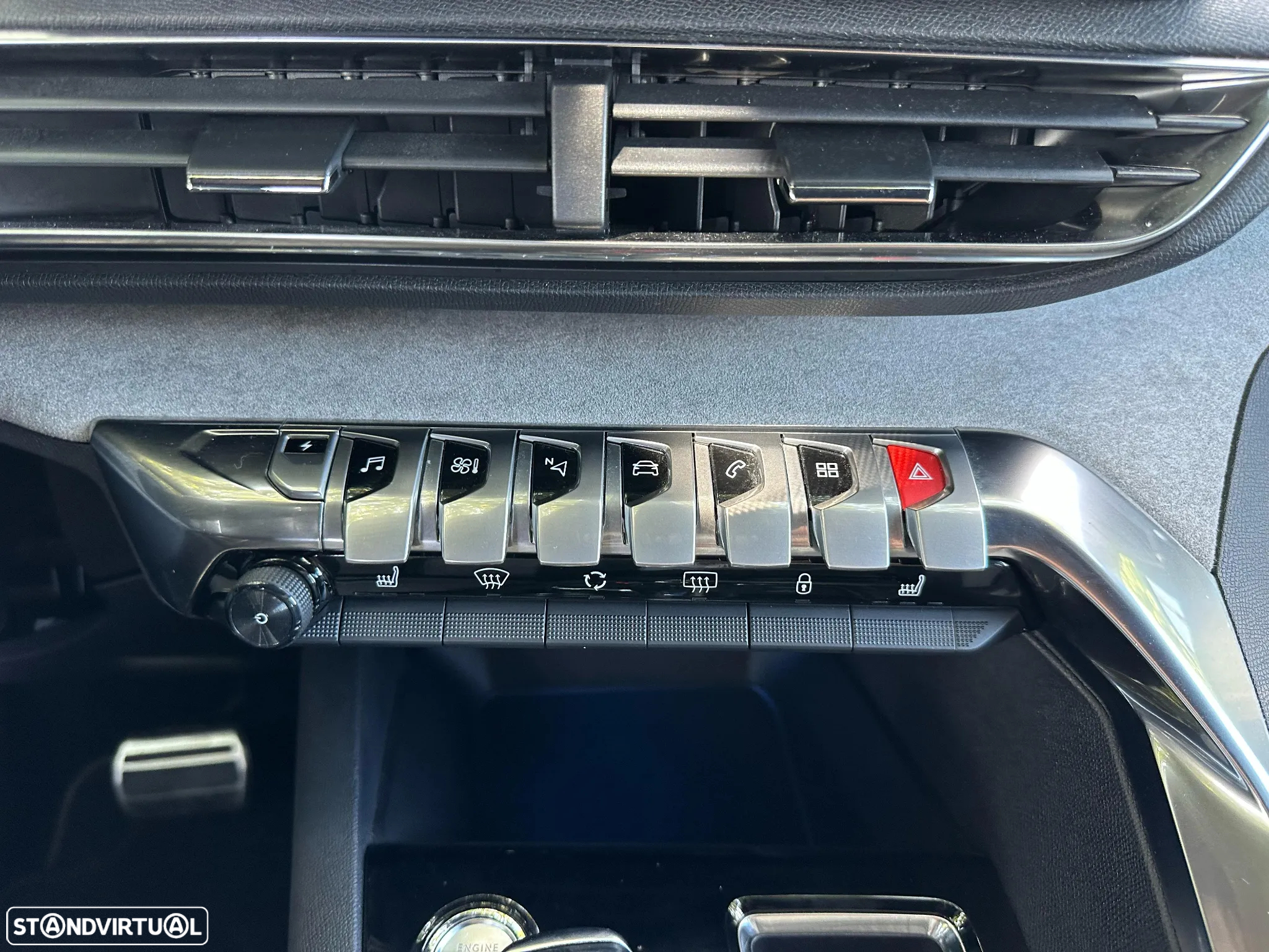 Peugeot 3008 1.6 Hybrid GT Pack e-EAT8 - 33