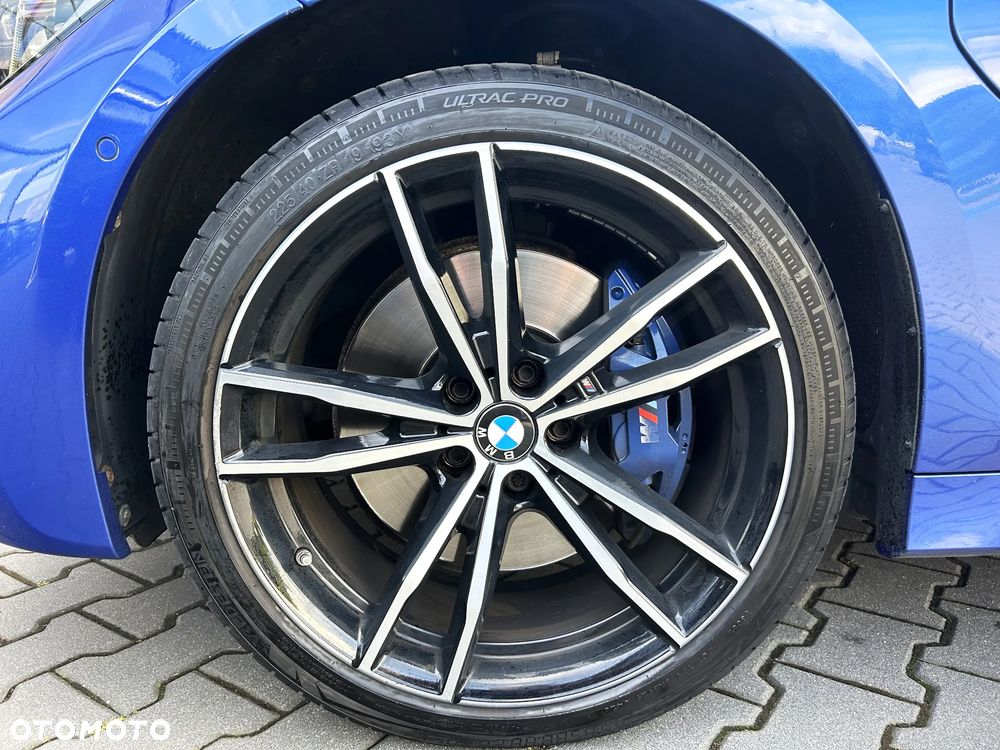 BMW Seria 3 330e - 10