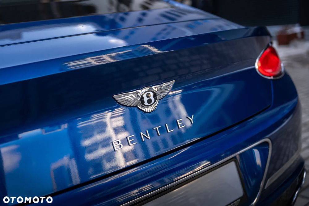 Bentley Continental GT - 12