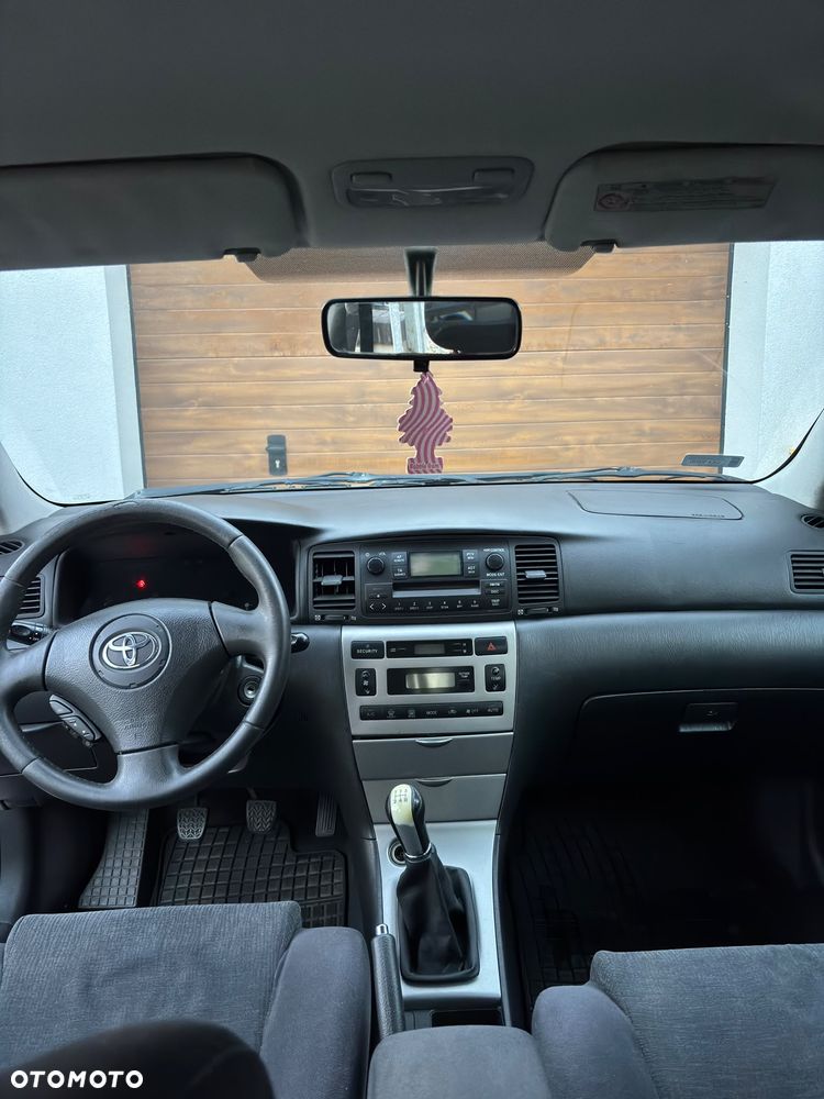 Toyota Corolla 2.0 D-4D Sol - 8