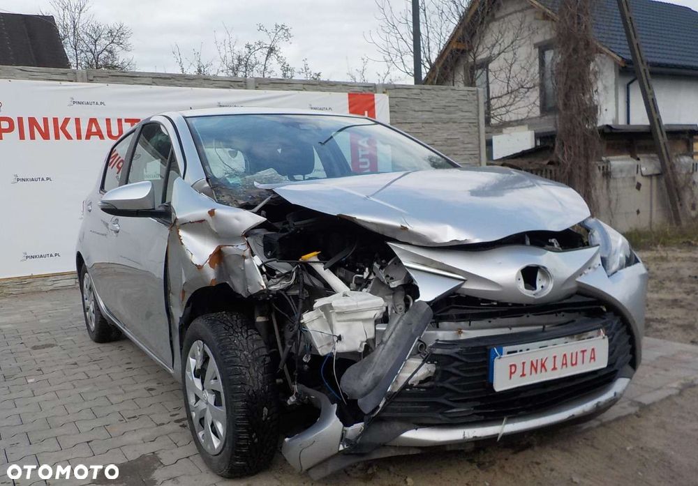 Toyota Yaris 1.0 Comfort - 1