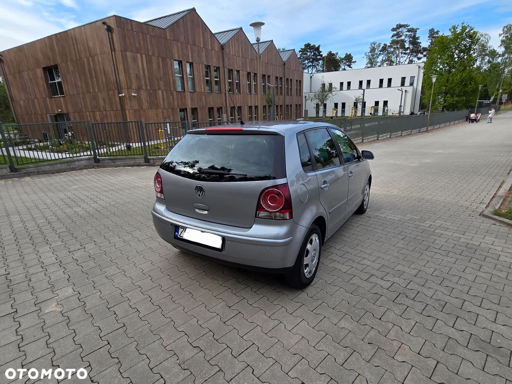 Volkswagen Polo - 9