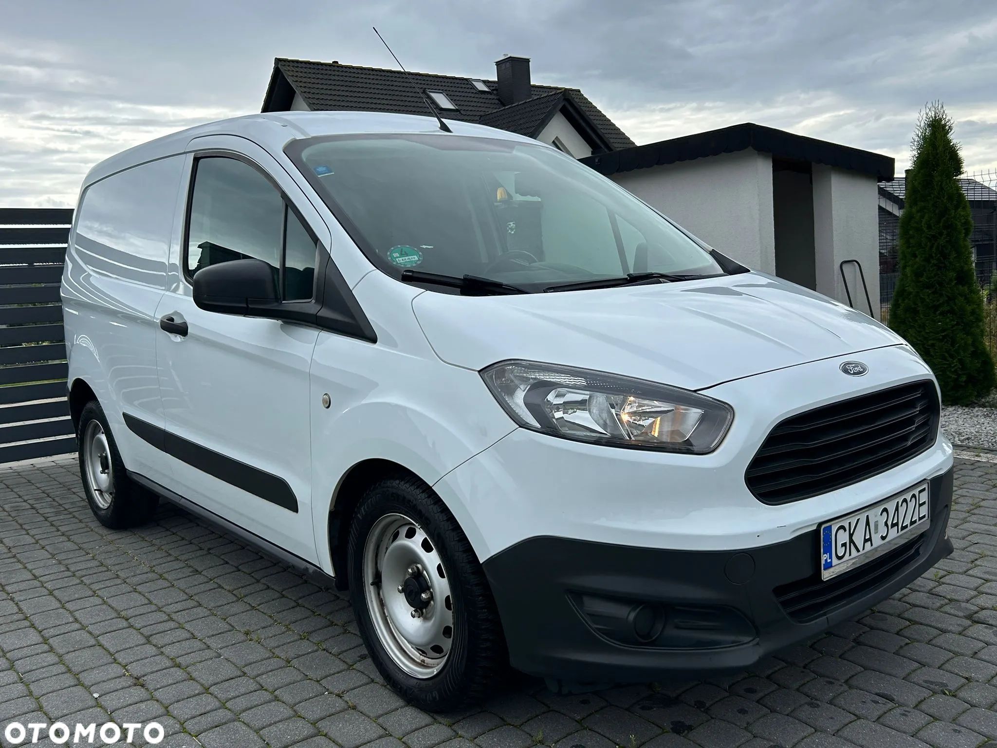 Ford Transit Courier - 1