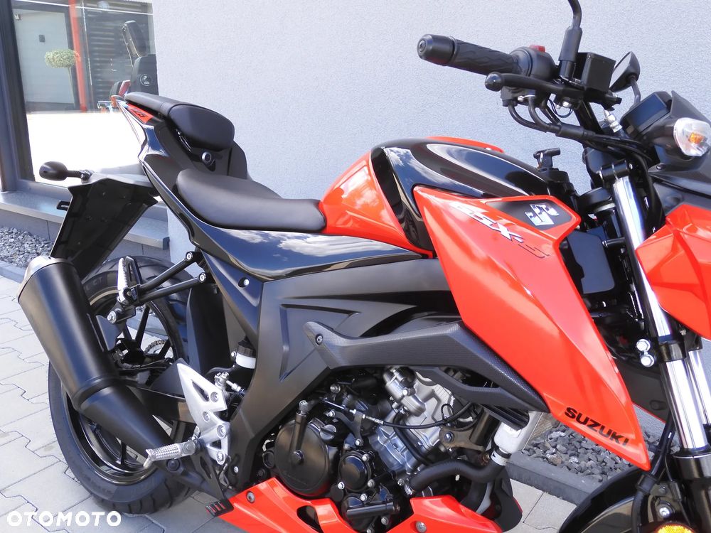 Suzuki GSX - 8