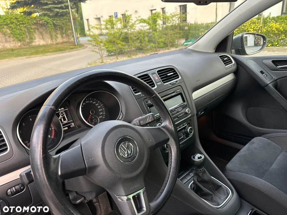 Volkswagen Golf - 21