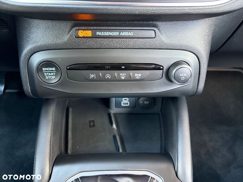 Ford Focus 1.0 EcoBoost mHEV Titanium X - 23