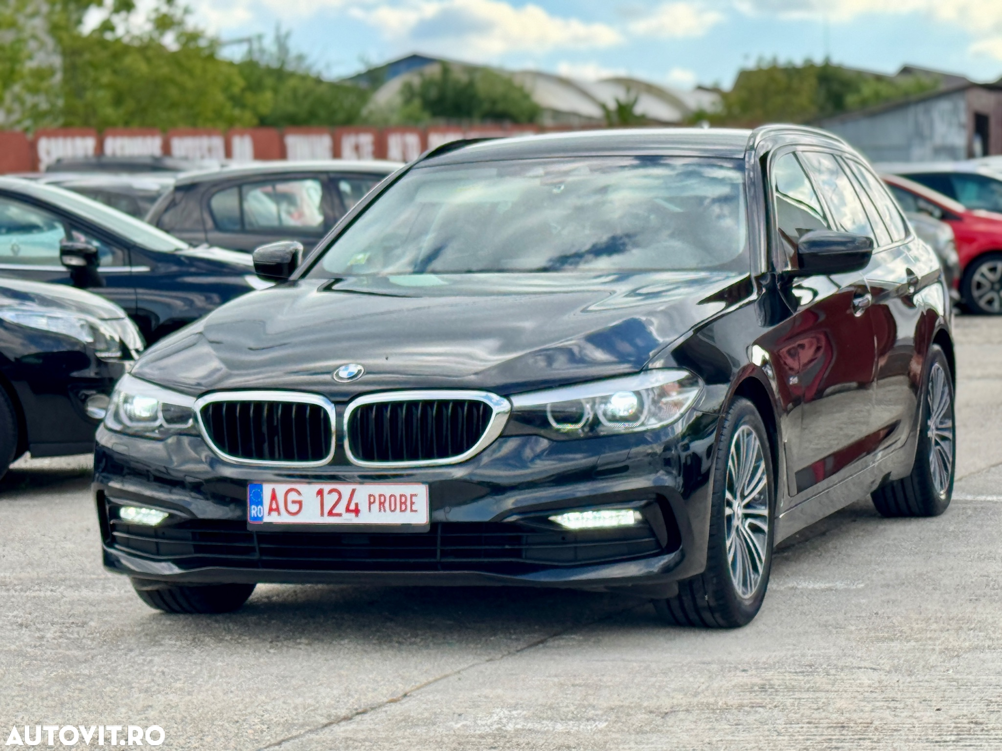 BMW Seria 5 520d Touring Aut. Sport Line - 11