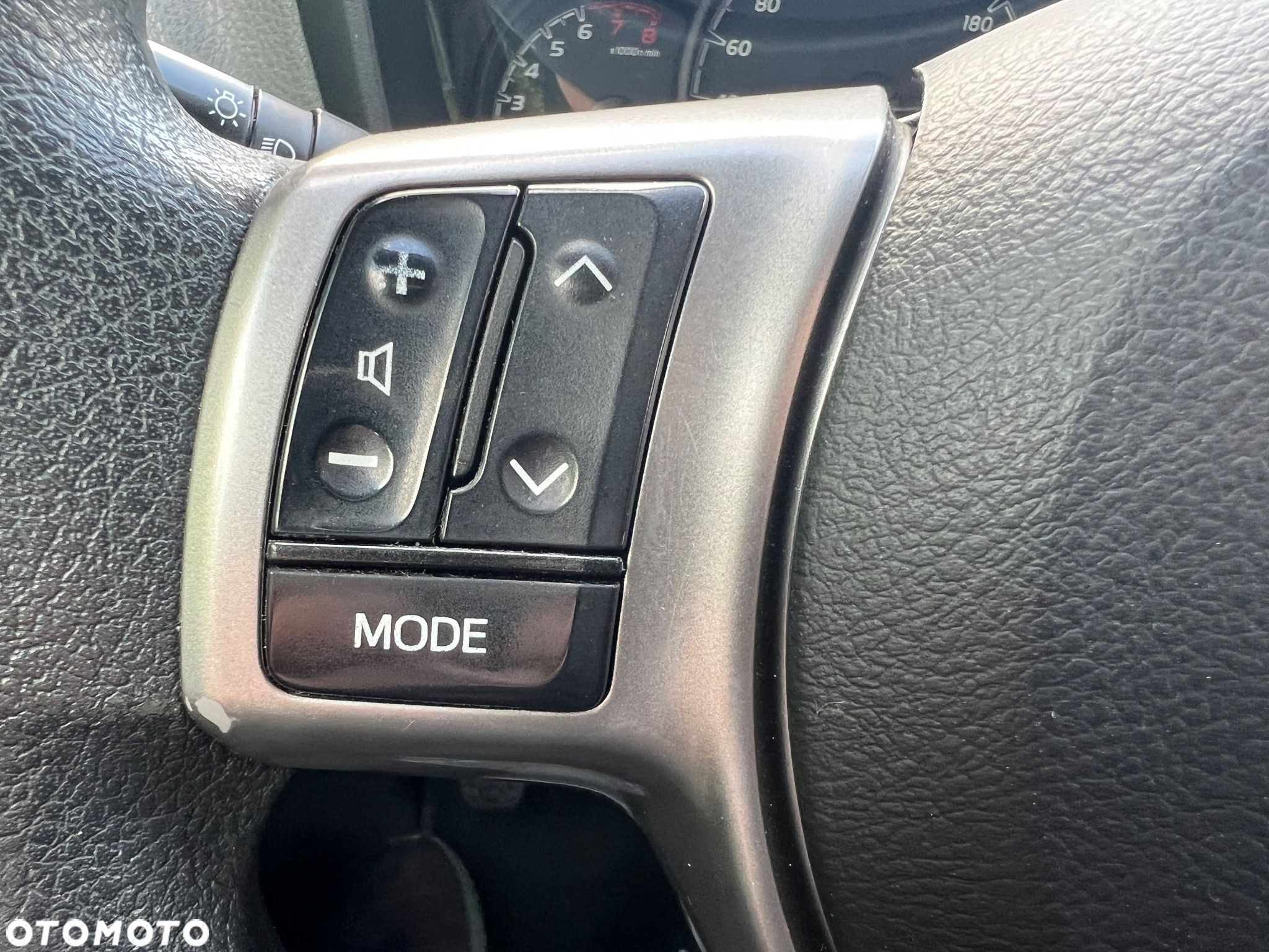 Toyota Yaris 1.0 Active - 22