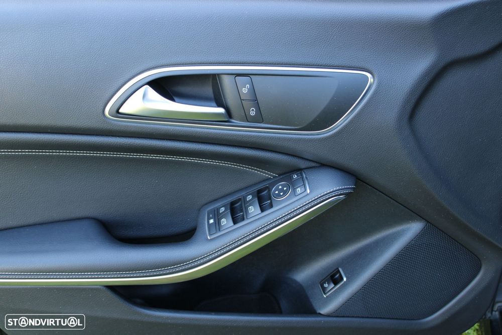 Mercedes-Benz CLA 200 CDI Urban - 17