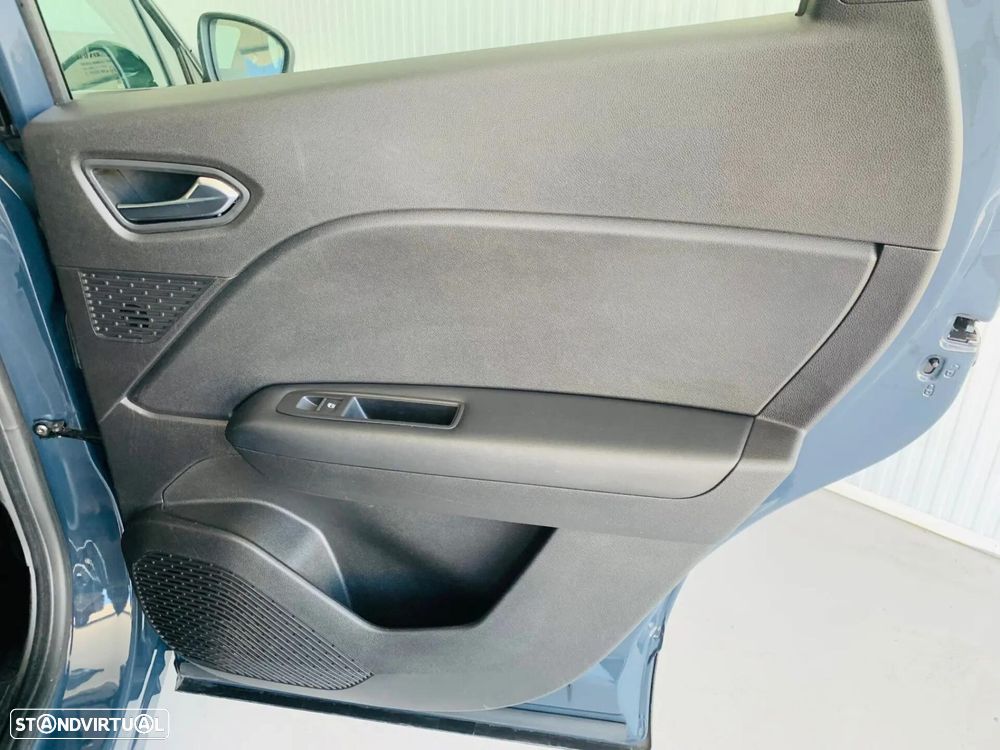 Renault Captur - 39
