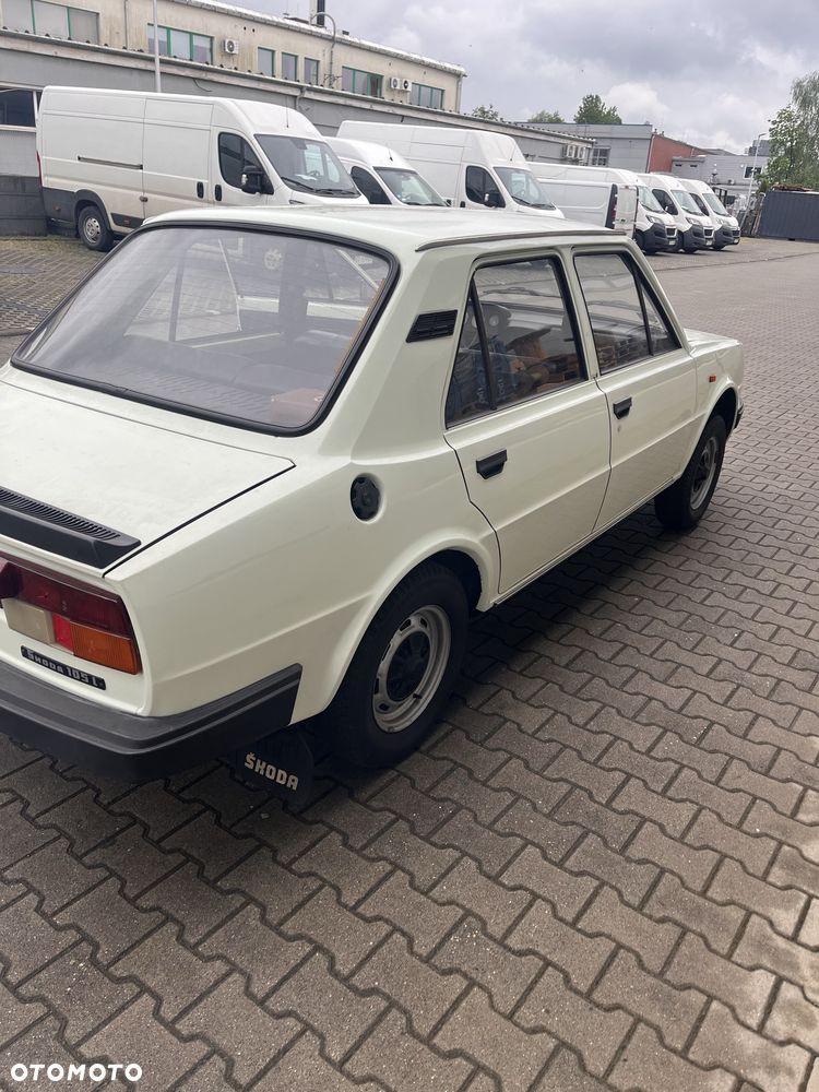 Skoda 105 - 6