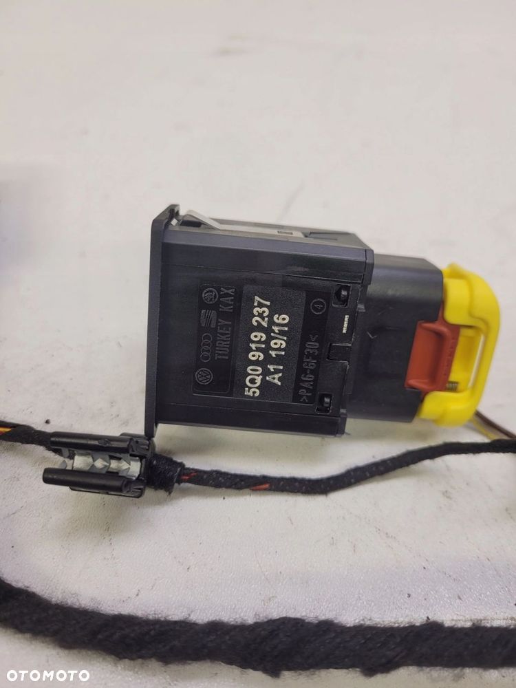 WIĄZKA SCHOWKA AIR BAG AUDI A4 B9 A5 8W 8W0971679E - 3