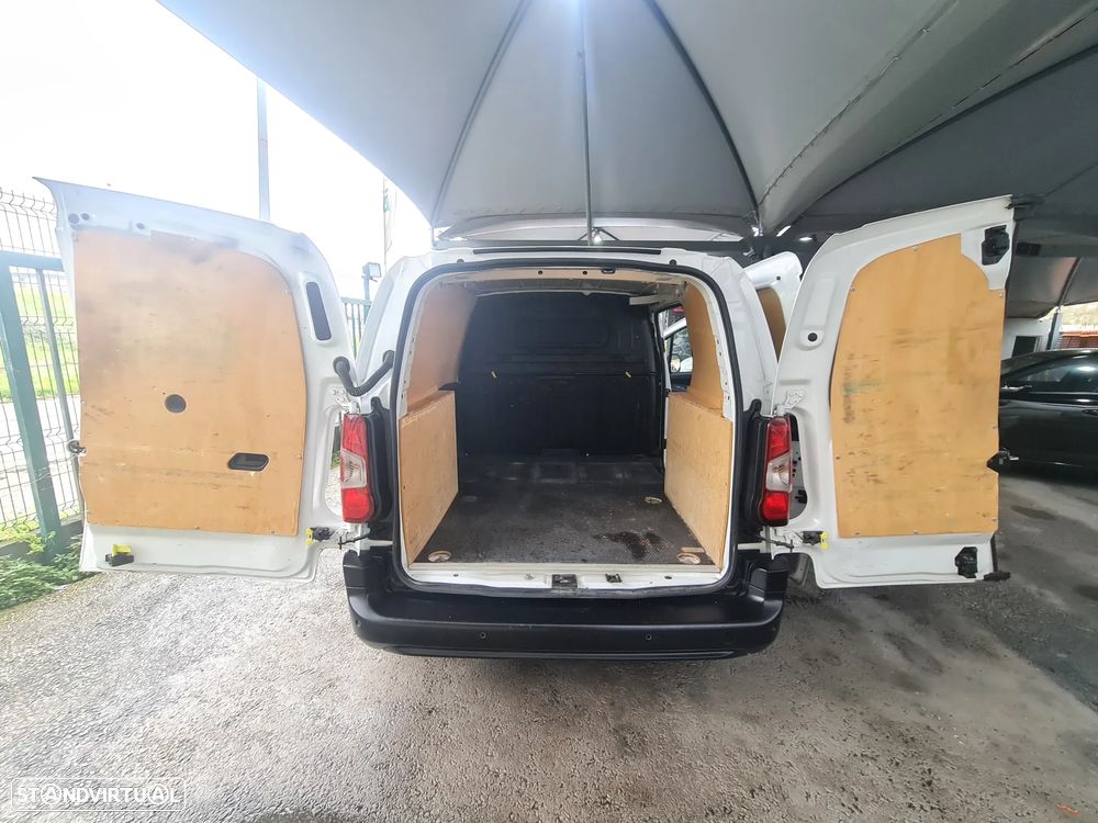 Peugeot Partner Premium 1.6 HDi 100CV * Gps/AC/ IVA incluído - 13