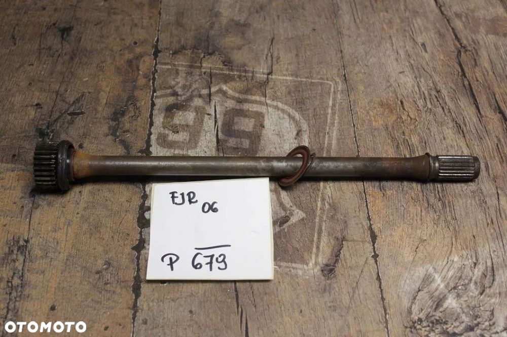 WAŁ KARDANA NAPĘDOWY FJR 1300 06r. - 1