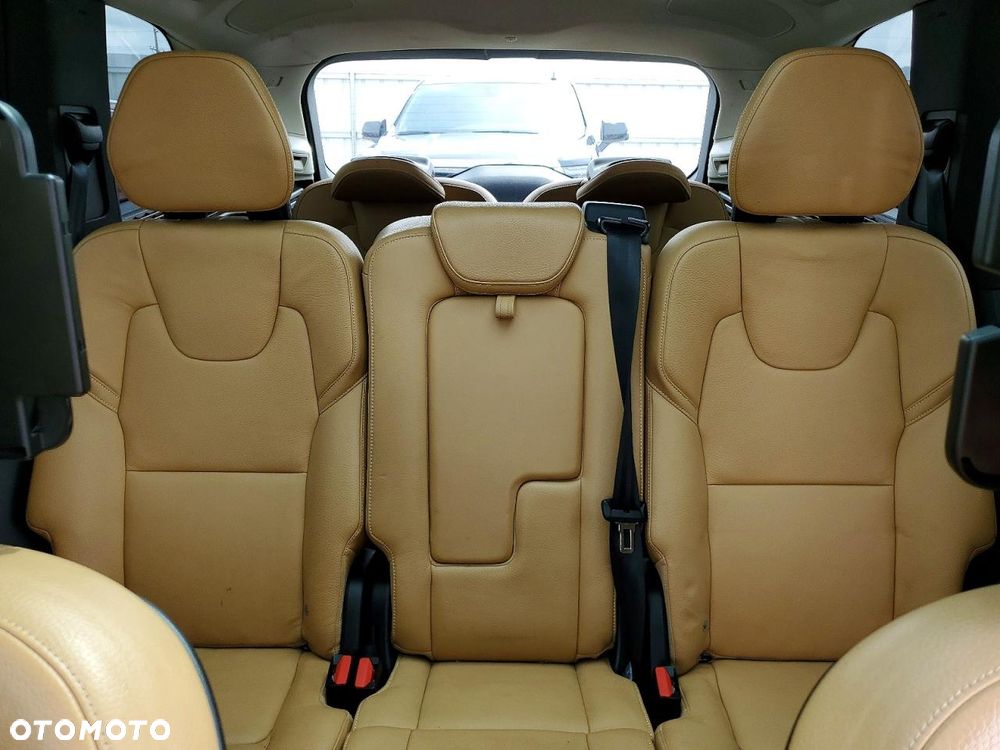 Volvo XC 90 T8 AWD Recharge Plus Dark - 12