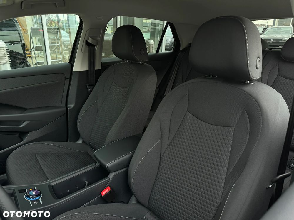 Volkswagen T-Roc - 12