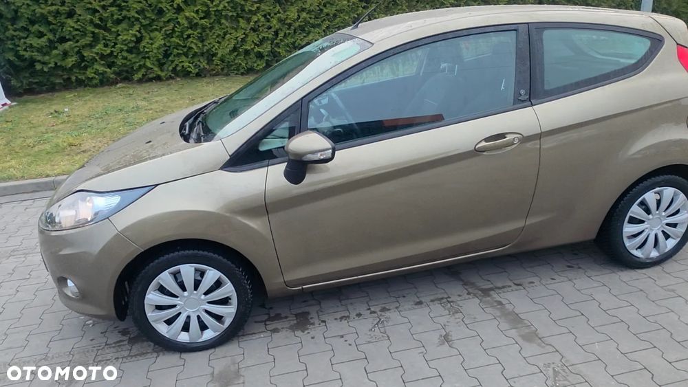 Ford Fiesta 1.25 Champions Edition - 11