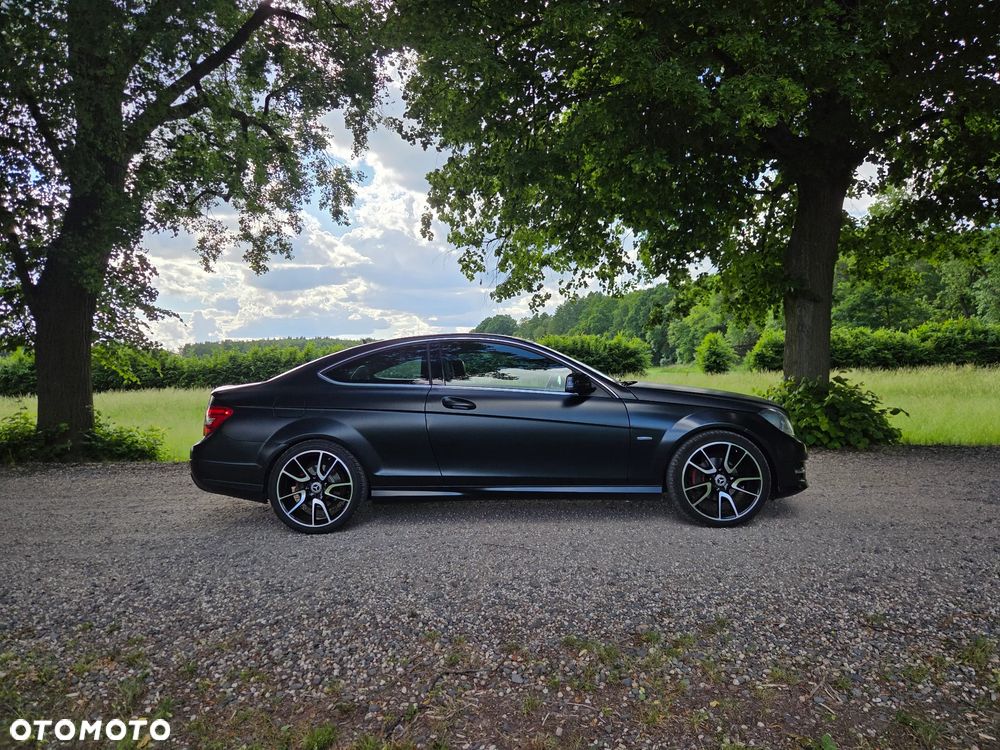 Mercedes-Benz Klasa C 250 CGI BlueEff - 7