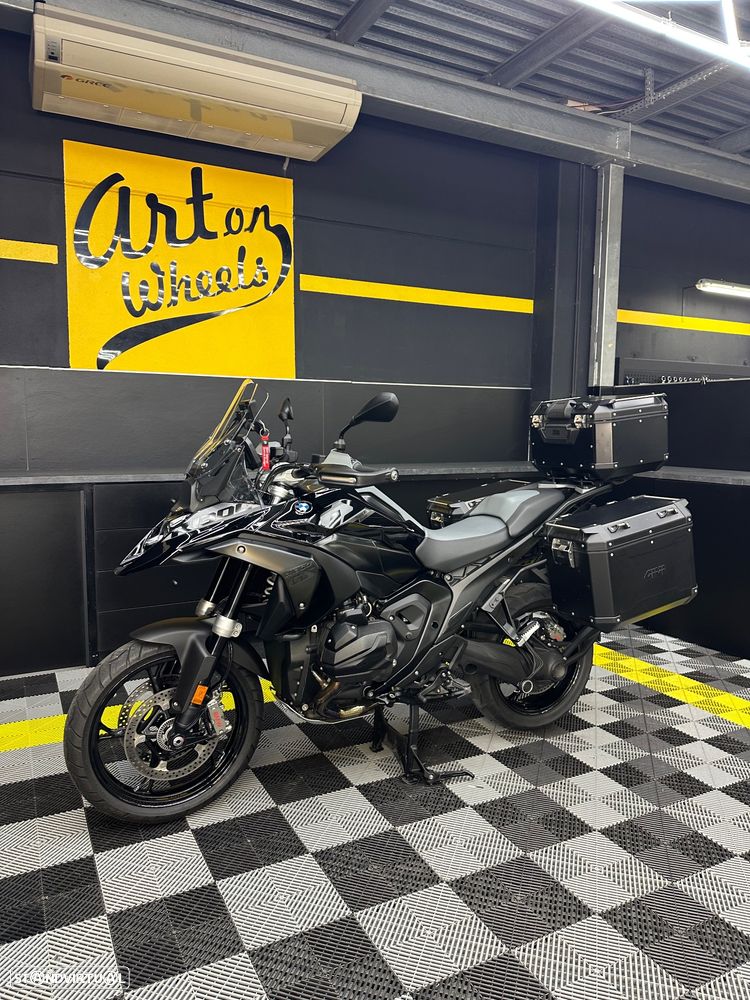 BMW R 1300 GS Triple black - 9