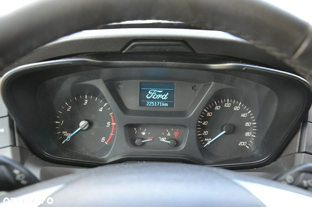 Ford Transit - 15