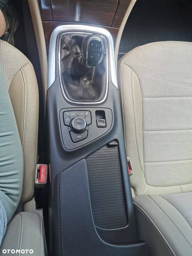 Opel Insignia 2.0 CDTI Cosmo ecoFLEX - 9