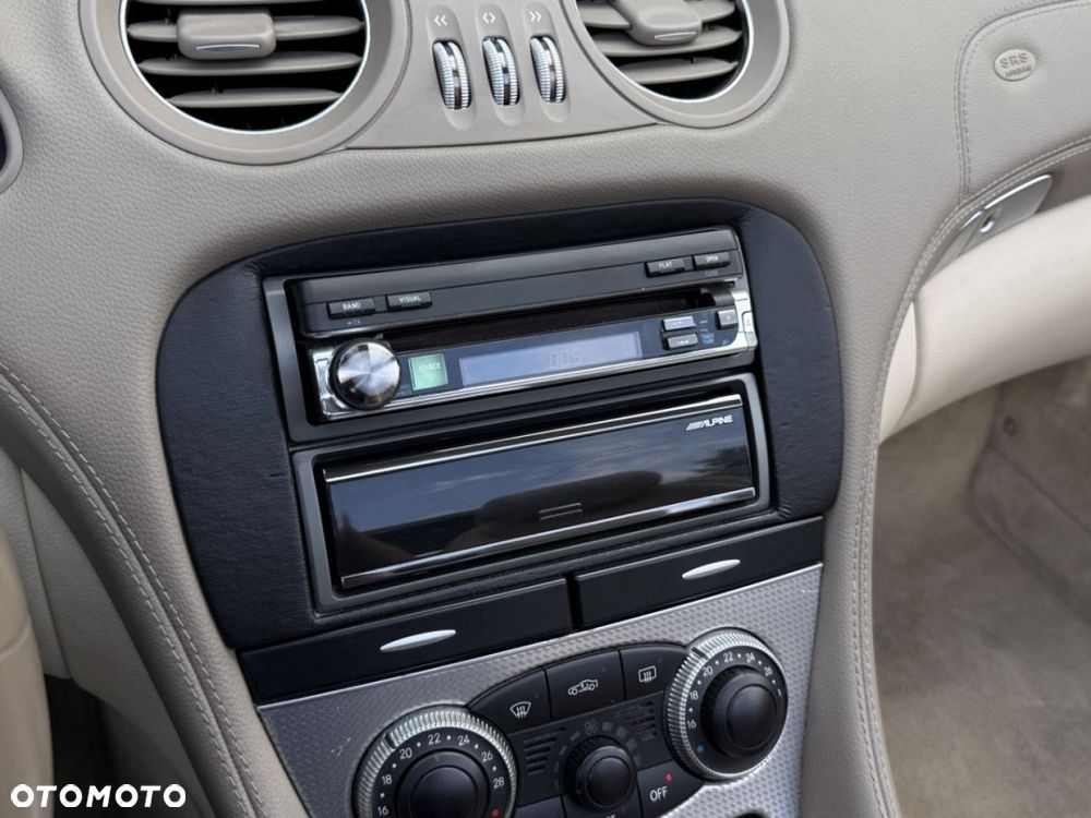 Mercedes-Benz SL 350 7G-TRONIC Sport - 28