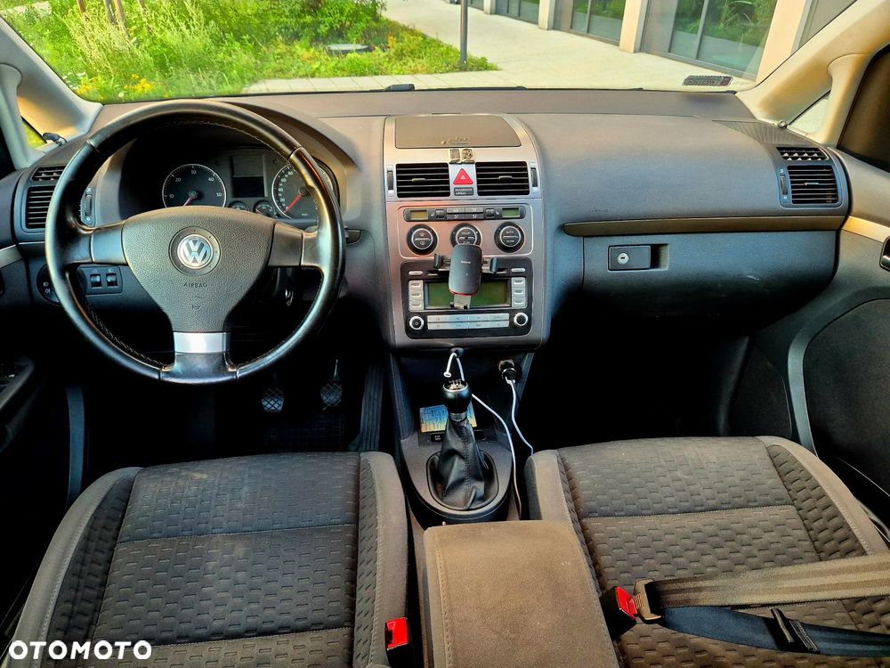 Volkswagen Touran 2.0 TDI Trendline - 8