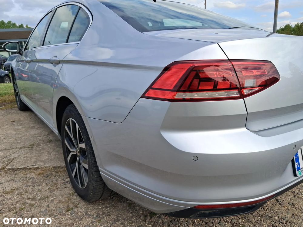 Volkswagen Passat 2.0 TDI EVO Business DSG - 30