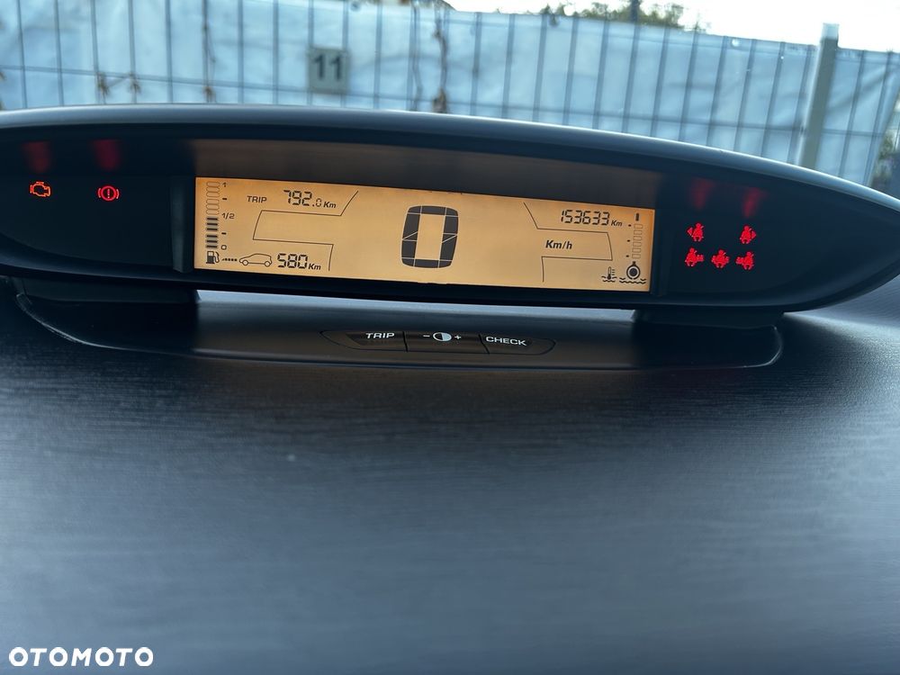 Citroën C4 1.6 HDi Impress - 11