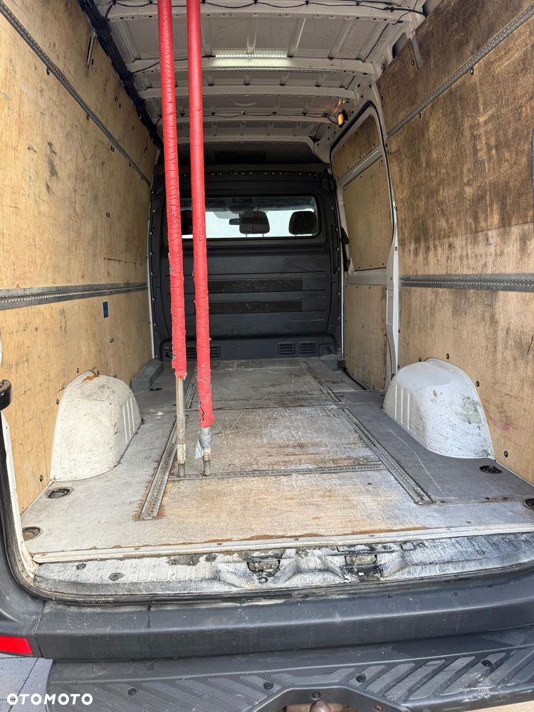Volkswagen Crafter - 21