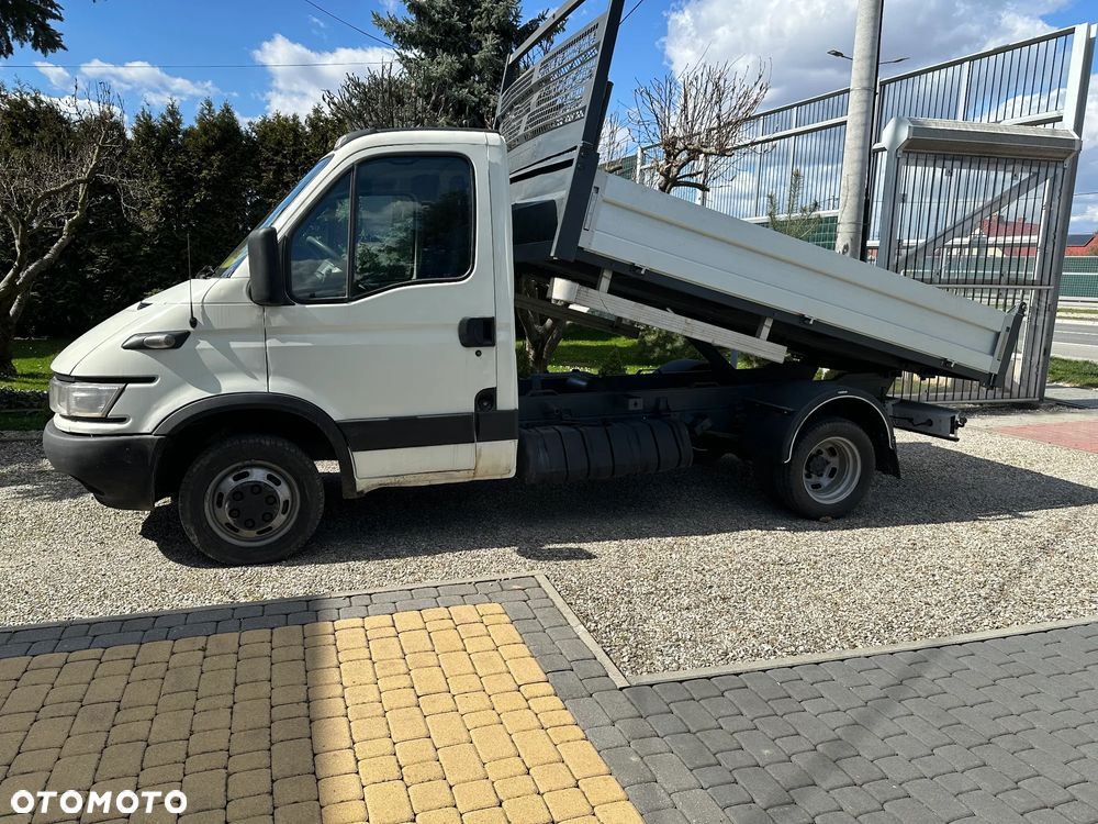 Iveco DAILY - 1