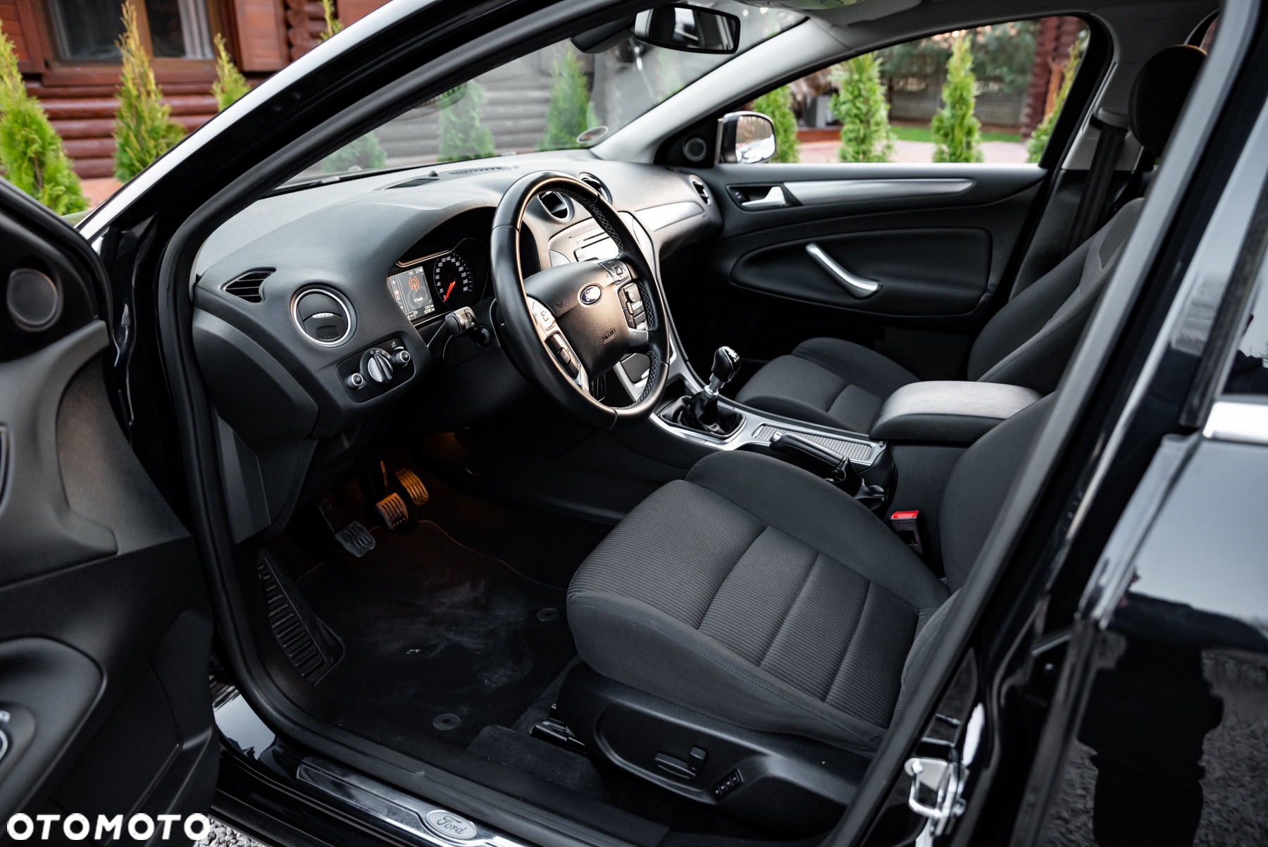 Ford Mondeo 2.0 TDCi Trend - 16