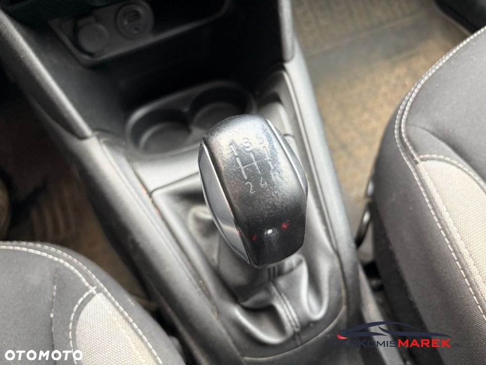 Peugeot 208 1.2 PureTech Style - 21