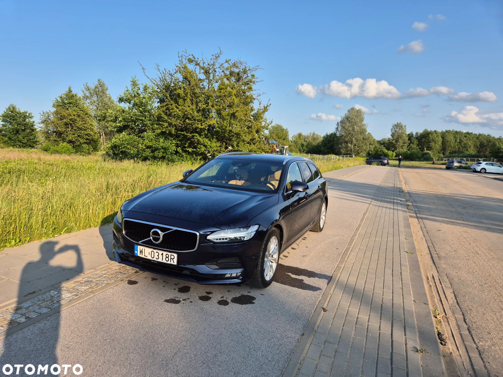 Volvo V90 D5 AWD Momentum - 1