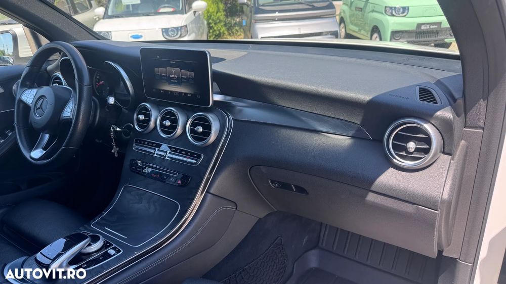 Mercedes-Benz GLC 350 e 4MATIC - 23