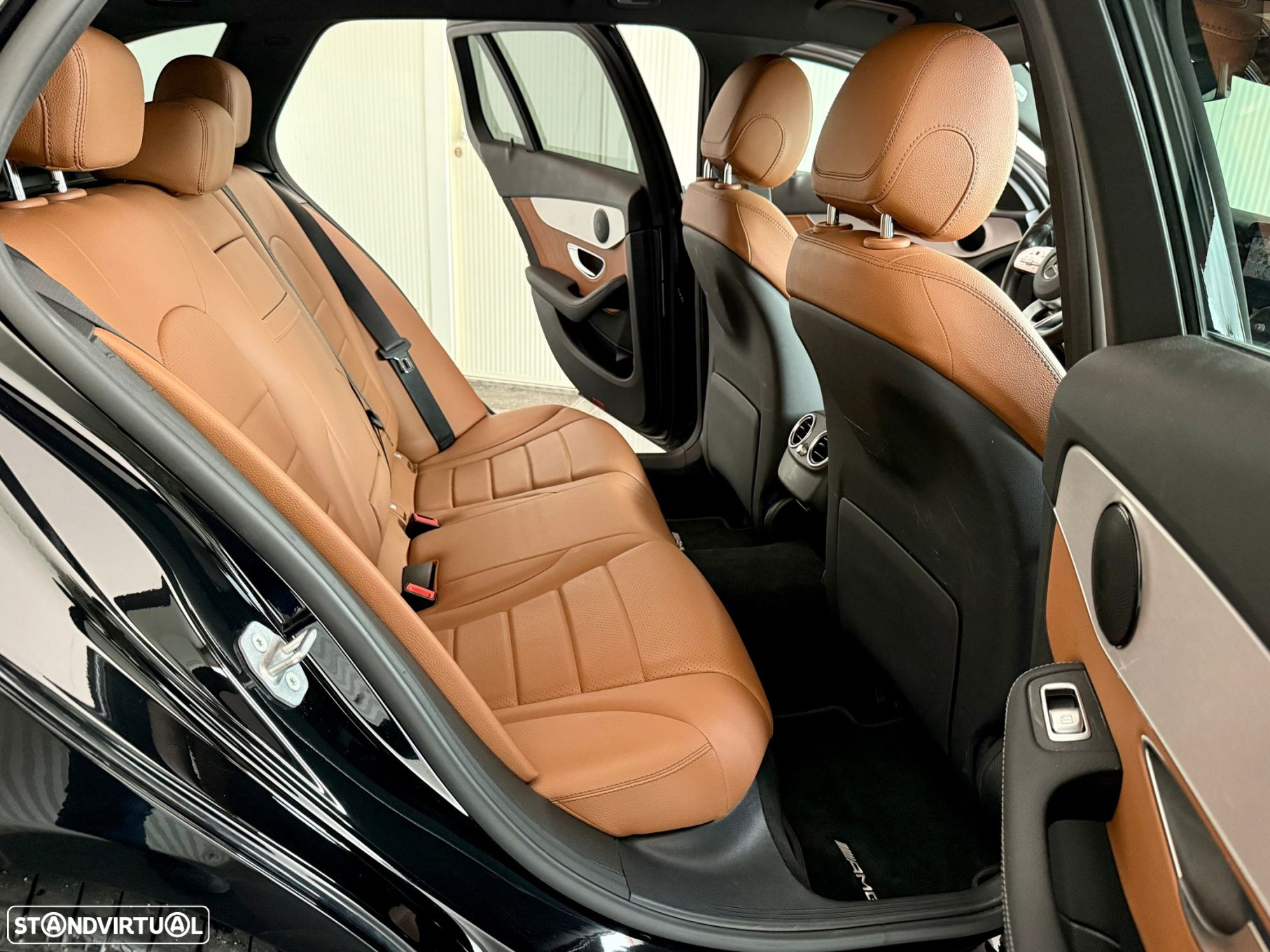 Mercedes-Benz C 300 de AMG Line - 42