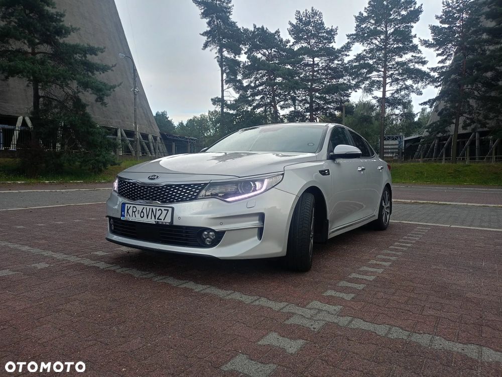 Kia Optima - 1