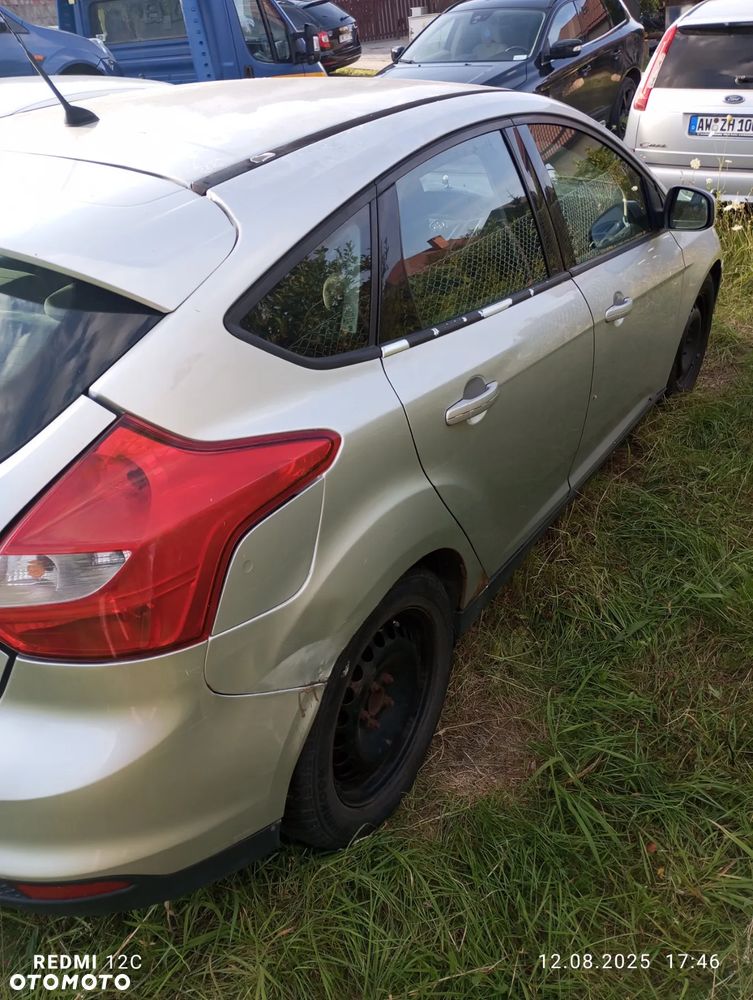 Ford Focus 1.6 TDCi Ambiente - 7