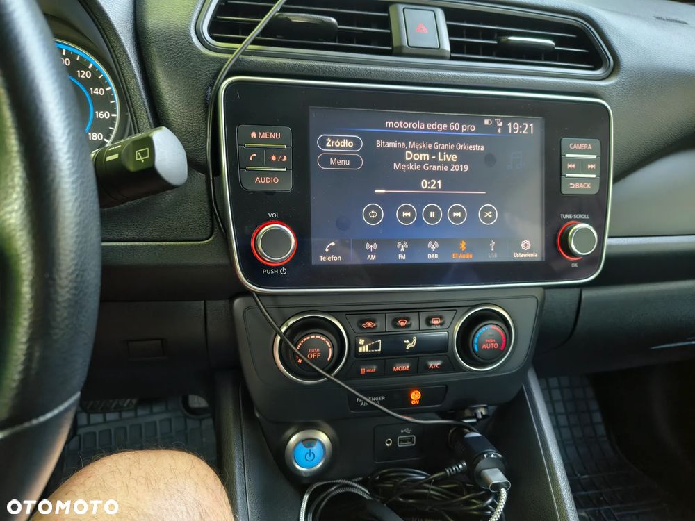 Nissan Leaf 40kWh Acenta - 12