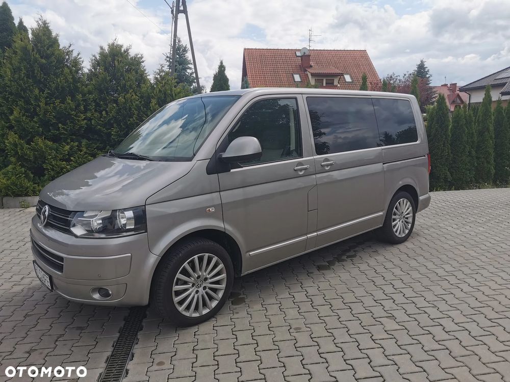 Volkswagen Multivan - 27