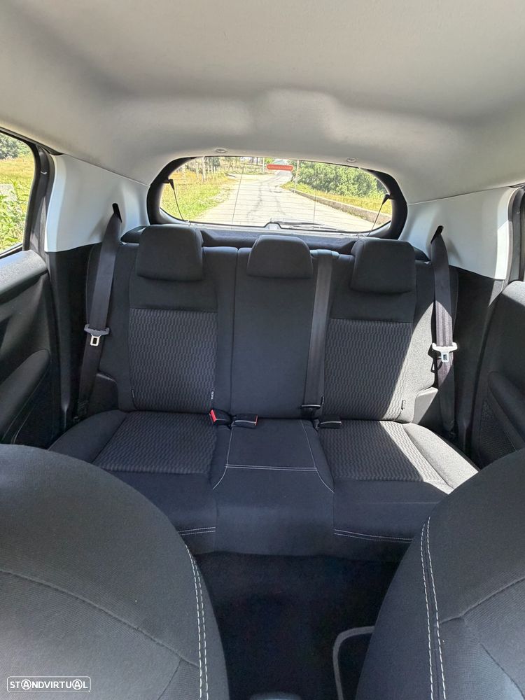 Peugeot 208 1.2 PureTech Style - 13