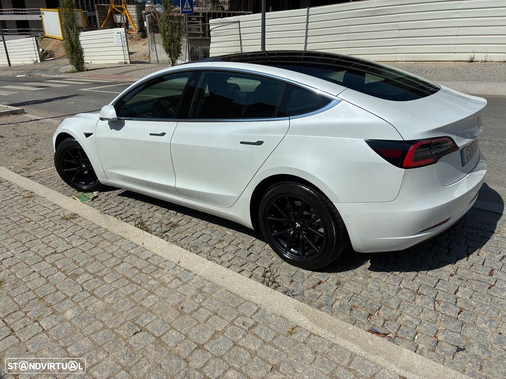 Tesla Model 3 Long Range Tração Traseira - 12