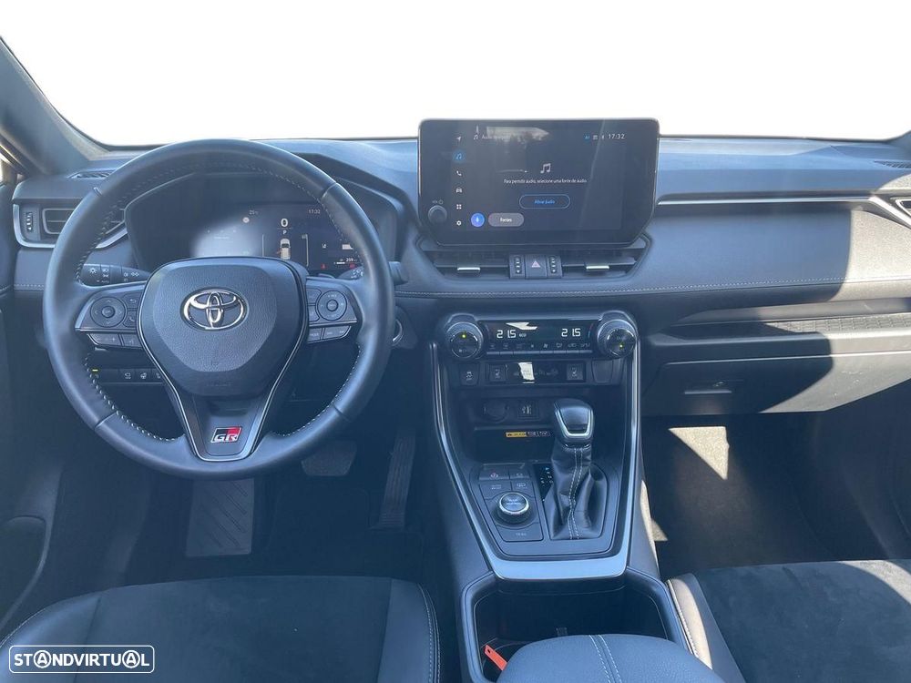 Toyota RAV4 - 9
