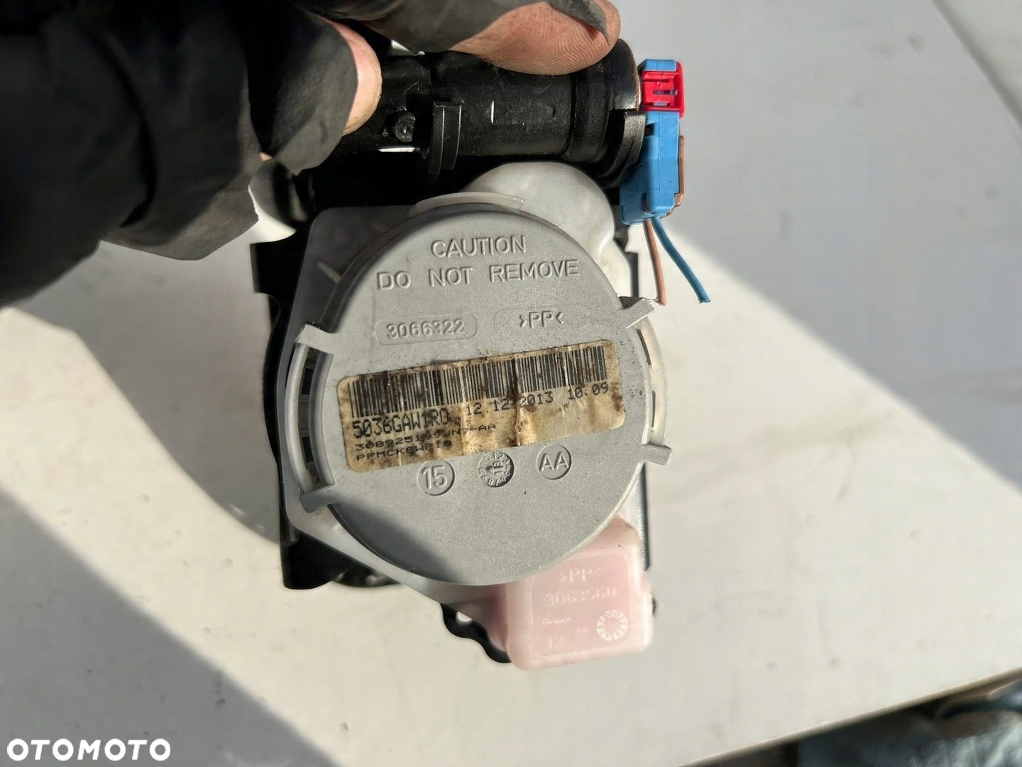 NISSAN QASHQAI J11 3066322 Pas bezpieczeństwa prawy przód - 4