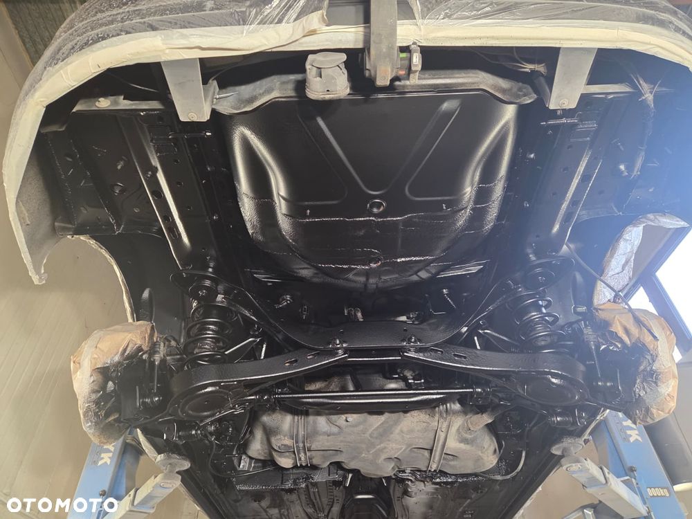 Ford Mondeo 2.0 TDCi Titanium - 16