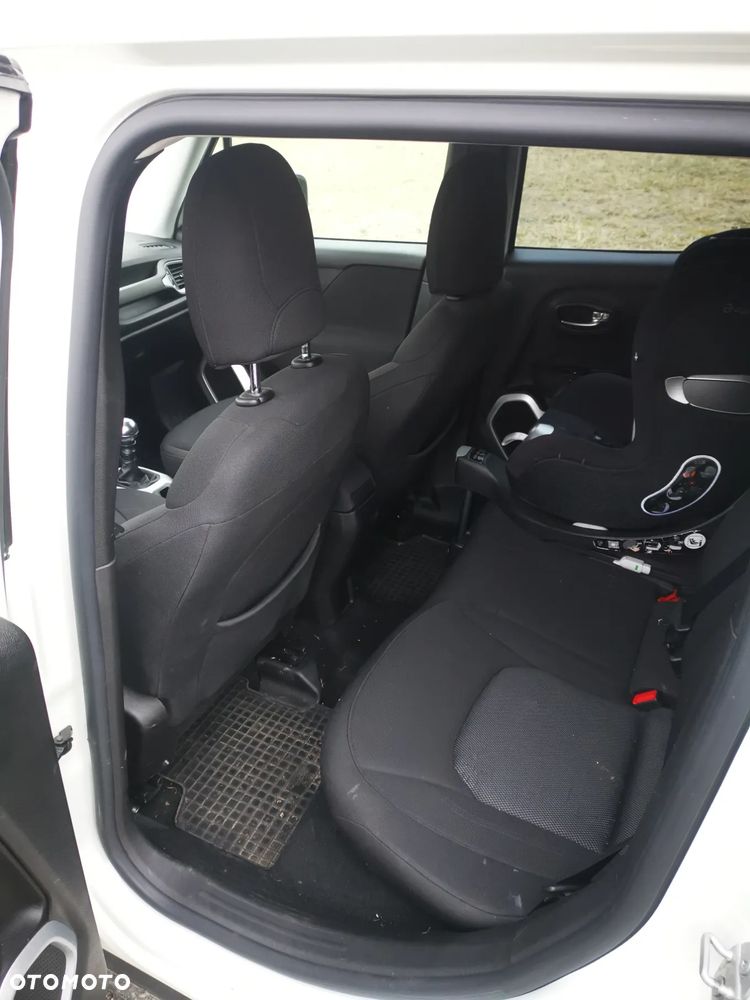 Jeep Renegade - 8